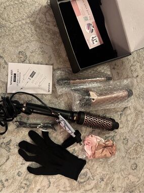 Wavy Talk set w/box and accessories